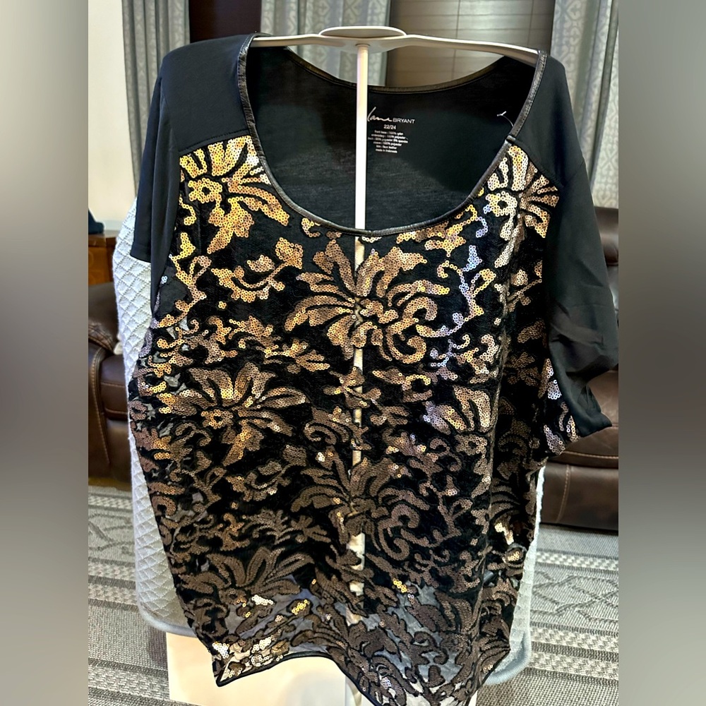 Lane Bryant women’s shirt Size 22/24
